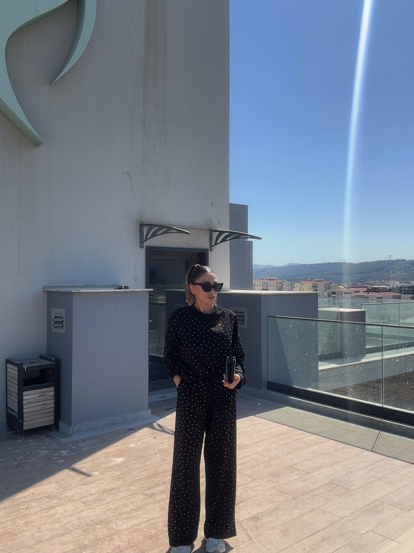 Kendine Taşlı Takım