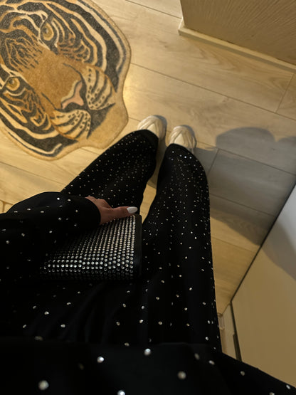 Kendine Taşlı Takım