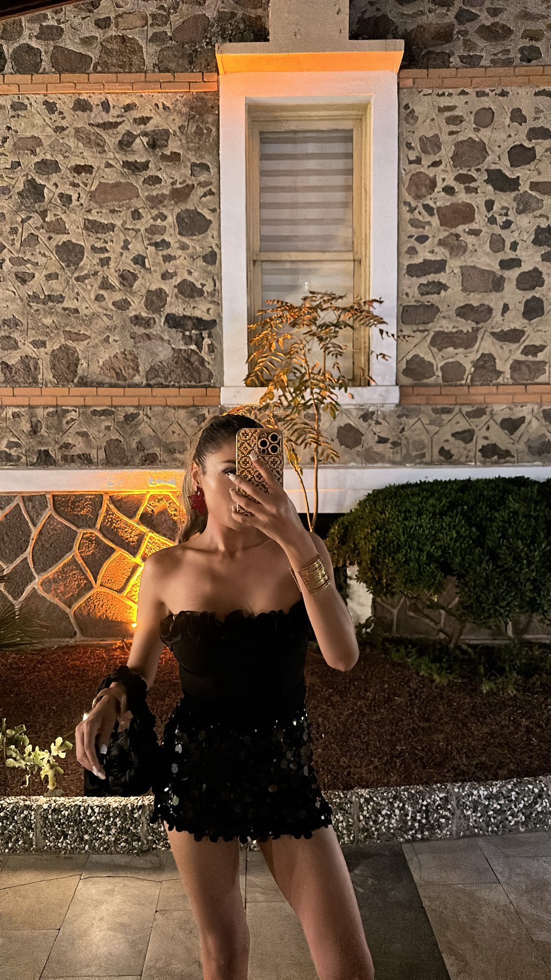 Simsiyah Işıltı Straplez Üst