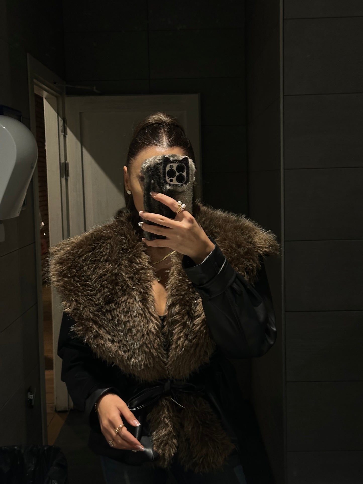 AYNA | Obsidyen Kürklü Ceket