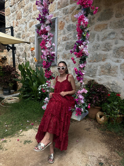 Dantel Katlı Bordo Elbise