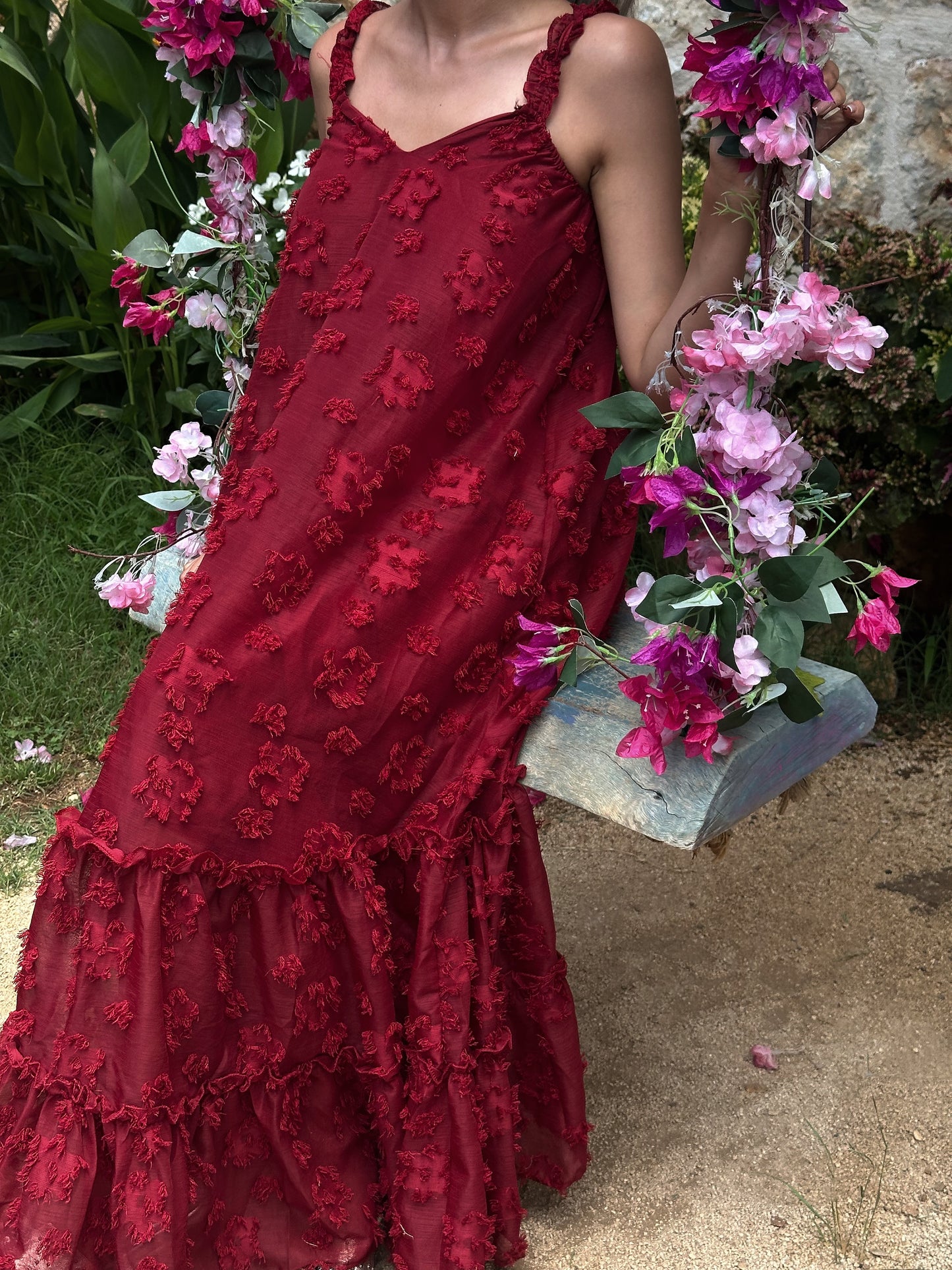 Dantel Katlı Bordo Elbise