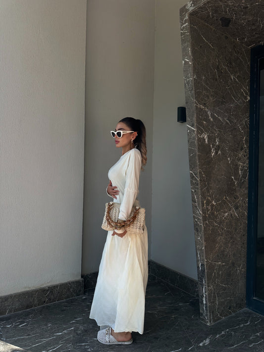 Kendine Beyaz Elbise 🤍